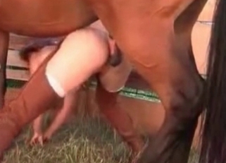 Pervy girl enjoying animalistic sex